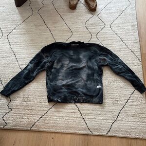 Kinetix Casual Luxury Black/Dark Gray Abstract Casual Crewneck Sweatshirt